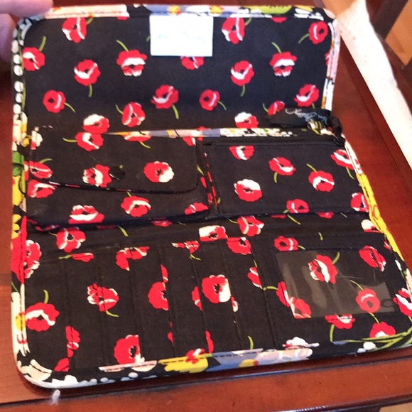 EUC Vera Bradley Backpack,Tote, and almost perfectly matching wallet! (Sku 74) - Picture 9 of 14